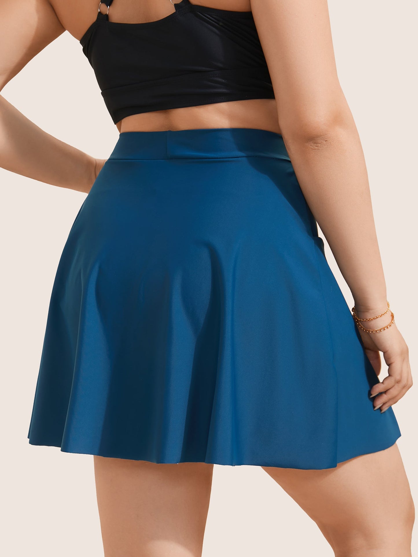 Solid Patched Pocket Side Pleated Swim Skirt